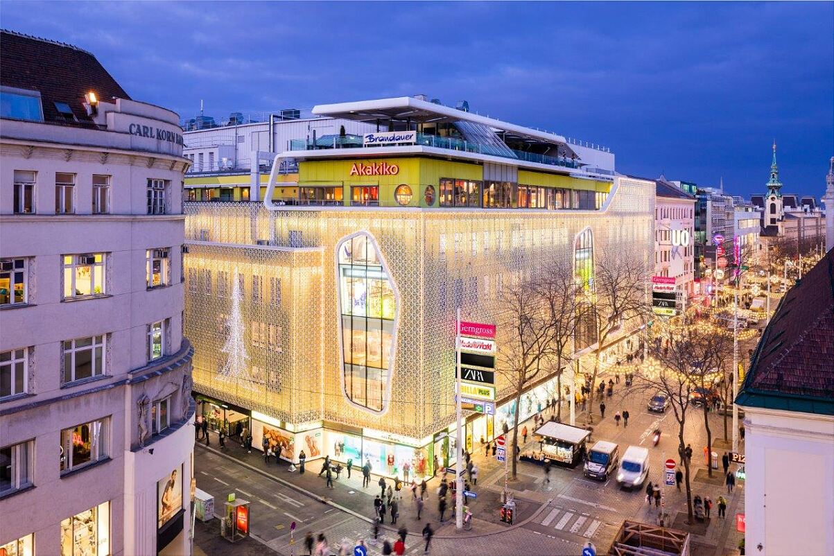 Bild 1: GERNGROSS Außenansicht Weihnachtsbeleuchtung  © Robert Fritz